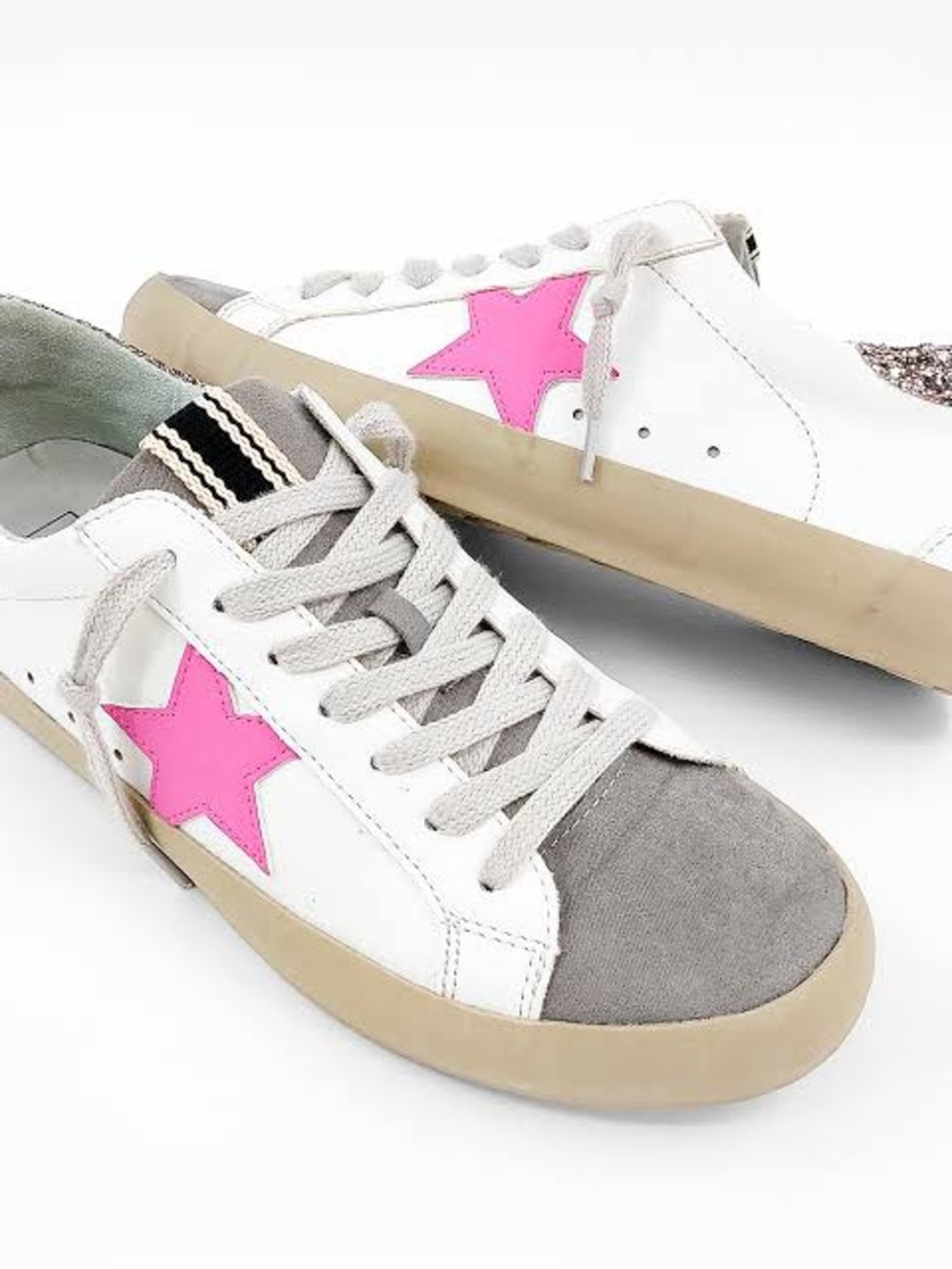 ShuShop White Sneakers with Pink Star and Gray Toe